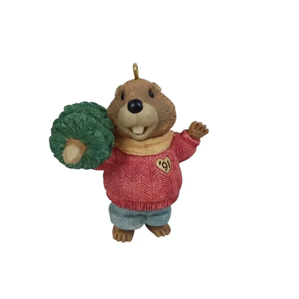 Lot Of 6 Hallmark Ornaments Chatty Chipmunk Perfect Match Yule Logger Beaver
